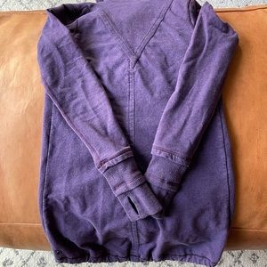 lululemon women’s sweatshirt